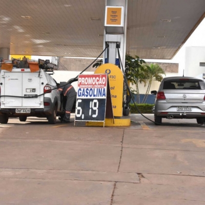 Distribuidoras retêm subsídio e gasolina não deve cair em MS