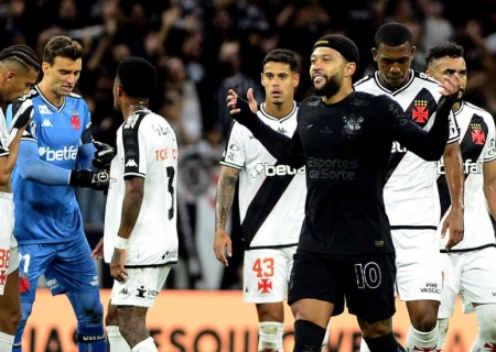 Corinthians vence Vasco em Itaquera e assume liderança do BR 25