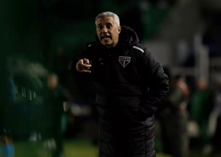 São Paulo toma fôlego ao vencer a primeira fora de casa