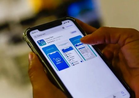 Caixa paga abono salarial para nascidos em novembro e dezembro