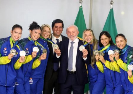 Lula anuncia criação de universidade dos esportes