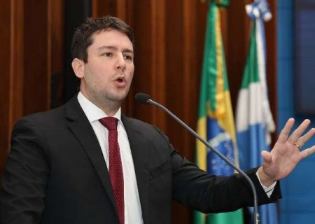Catan muda discurso sobre Reinaldo, mas cobra candidatura do partido ao governo