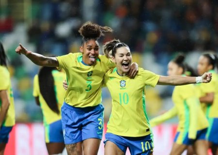 Seleção feminina fecha 2025 com goleada de 5 a 0 sobre Portugal