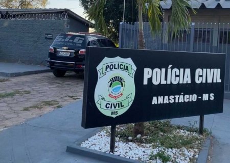 Filha que tramou morte dos pais diz que queria dar apenas um 'susto'