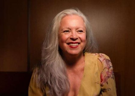 Cantora Tet&ecirc; Esp&iacute;ndola receber&aacute; t&iacute;tulo de Doutora Honoris Causa da UFMS